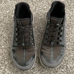 Women’s Nike Pegasus shield shoes